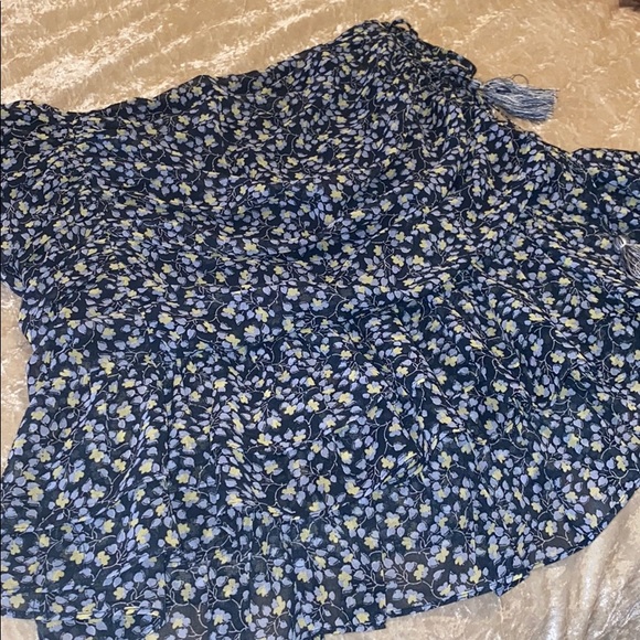 Skirt - Picture 2 of 3